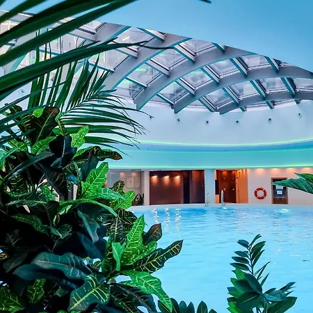 Ans Hanza Tower No 533 - Swimming Pool, Sauna, Jacuzzi, Viewing Terrace Stettin