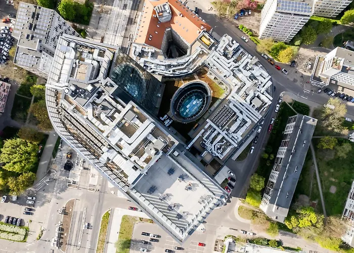 Ans Hanza Tower No 533 - Swimming Pool, Sauna, Jacuzzi, Viewing Terrace